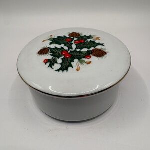 Vintage Mistletoe Round Trinket Ceramic Box Made in Japan